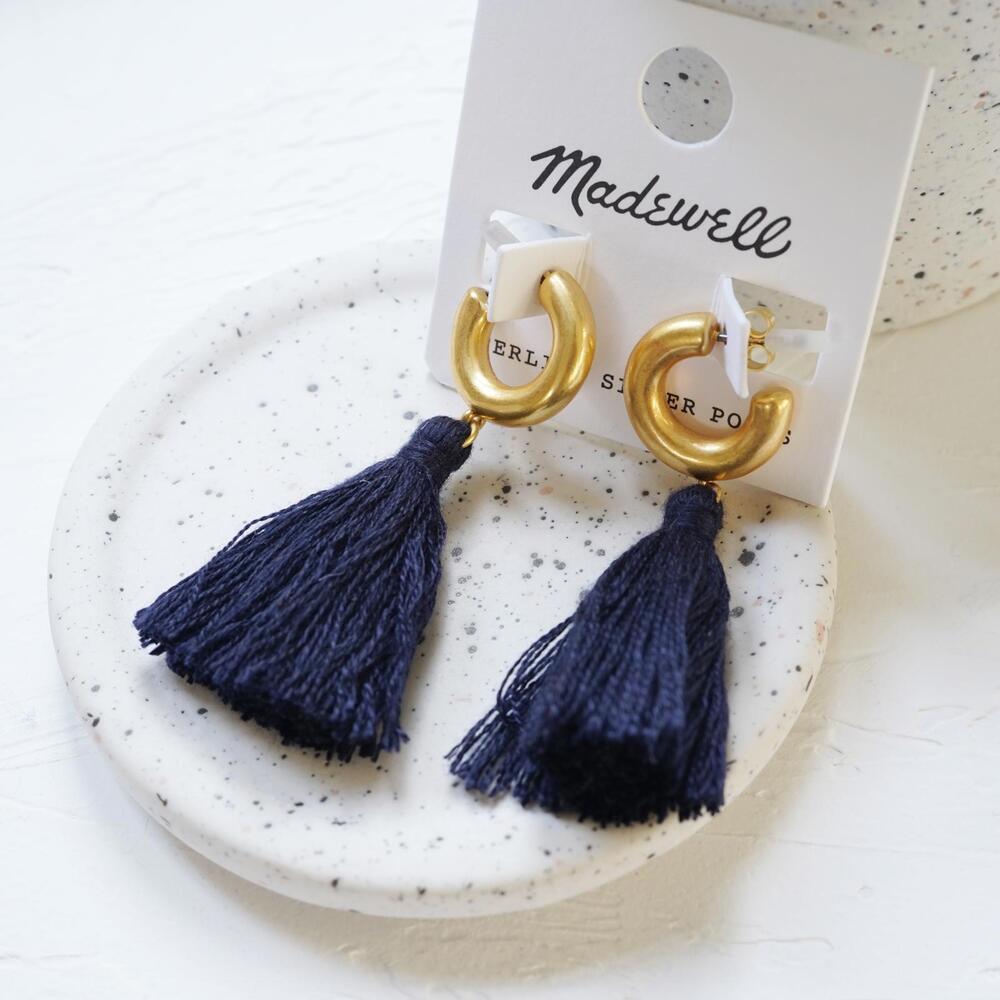 Madewell Lantern Tassel Earrings - Picture 3 of 4